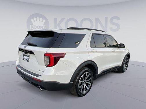 2022 Ford Explorer ST-Line