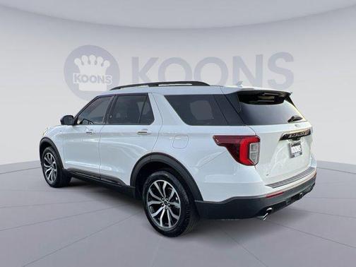 2022 Ford Explorer ST-Line