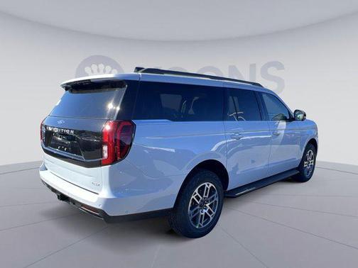 2025 Ford Expedition Max Active 4x4