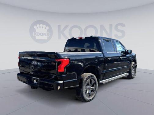 2024 Ford F-150 Lightning XLT
