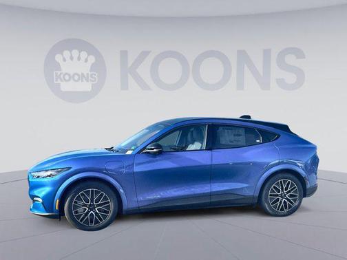 2025 Ford Mustang Mach-E Premium