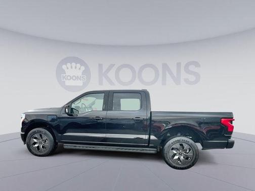 2025 Ford F-150 Lightning LARIAT