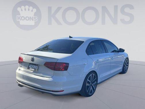 2018 Volkswagen Jetta 2.0T GLI