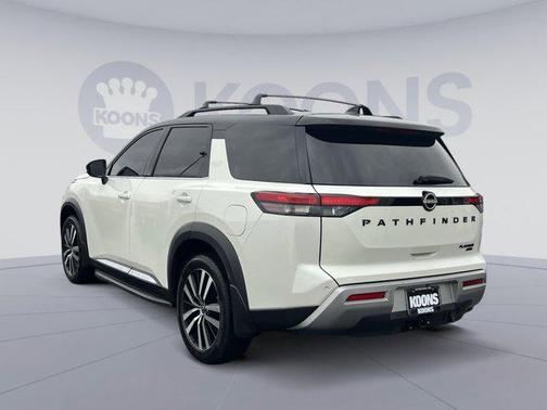 2023 Nissan Pathfinder Platinum 4WD
