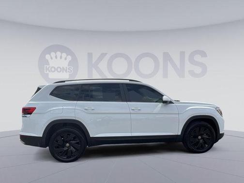 2024 Volkswagen Atlas 2.0T SE w/Technology 4MOTION