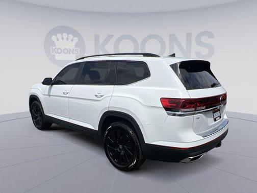2024 Volkswagen Atlas 2.0T SE w/Technology 4MOTION