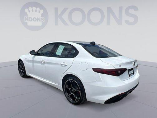 2022 Alfa Romeo Giulia Veloce