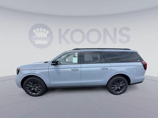 Glacier Gray Metallic Tri-Coat 2027 Ford Expedition Max Platinum
