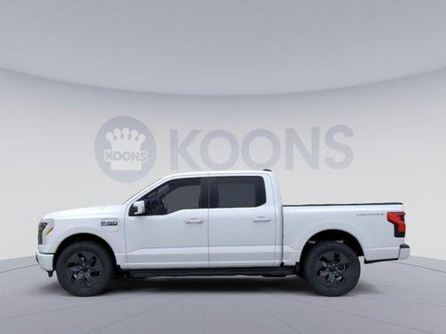 2025 Ford F-150 Lightning LARIAT