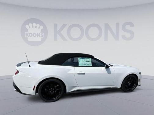 2025 Ford Mustang EcoBoost