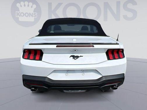 2025 Ford Mustang EcoBoost