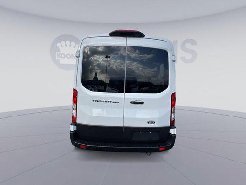 2026 Ford Transit-350 XL