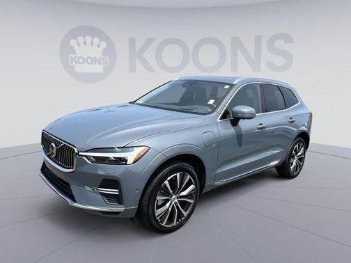 2022 Volvo XC60 Recharge Plug-In Hybrid T8 Inscription Expression