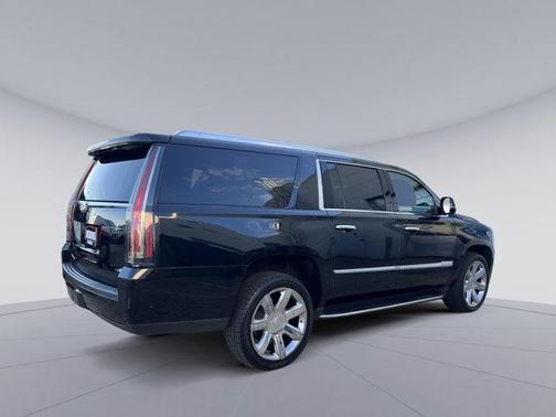 2020 Cadillac Escalade ESV Luxury