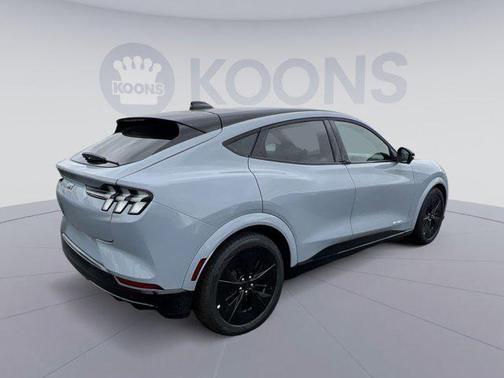 2025 Ford Mustang Mach-E GT