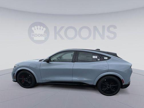 2025 Ford Mustang Mach-E GT