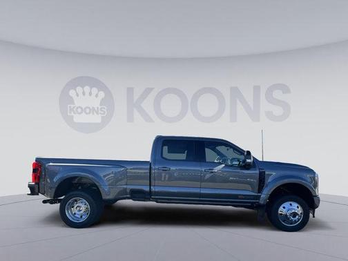 2026 Ford F-450 Platinum