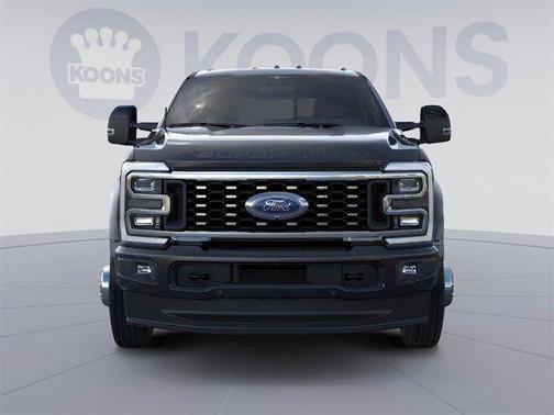 2025 Ford F-450 Platinum