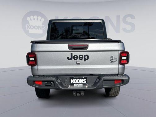 2021 Jeep Gladiator Willys 4x4