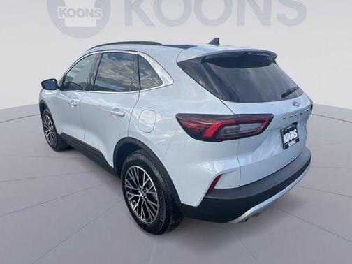 2025 Ford Escape PHEV SE