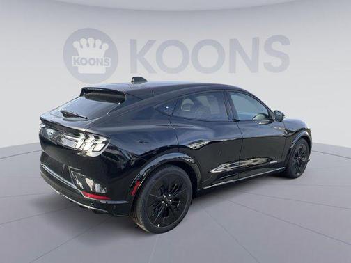 2025 Ford Mustang Mach-E GT