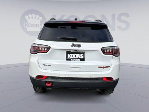 2023 Jeep Compass Trailhawk