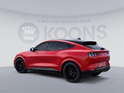 Photo 4 of 22 of 2023 Ford Mustang Mach-E GT