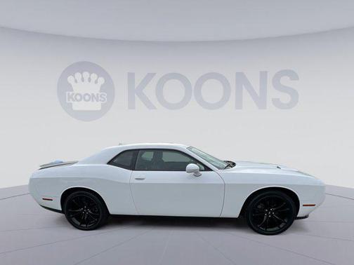 2018 Dodge Challenger SXT