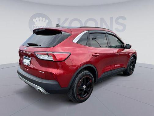 2021 Ford Escape SE