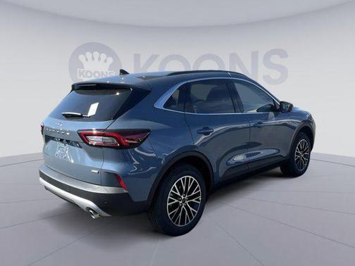 2025 Ford Escape SE
