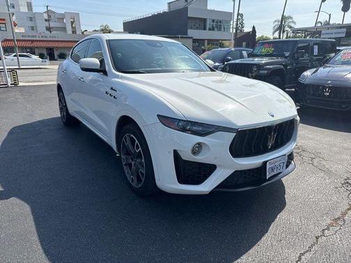 2023 Maserati Levante Modena