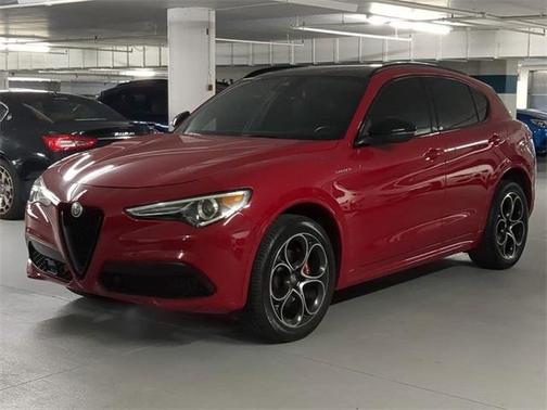 2022 Alfa Romeo Stelvio Veloce