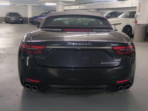 Nero Noctis 2026 Maserati GranCabrio BASE