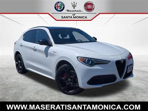 2022 Alfa Romeo Stelvio Veloce