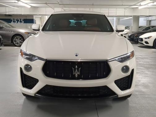 2022 Maserati Levante Modena