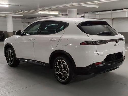 Milano 2025 Alfa Romeo Tonale Base