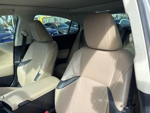 2021 Lexus ES 350 Luxury