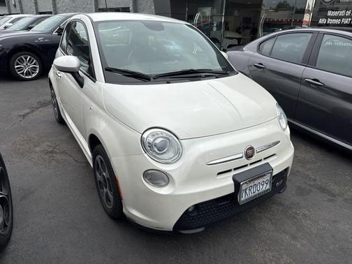 2015 FIAT 500e Battery Electric