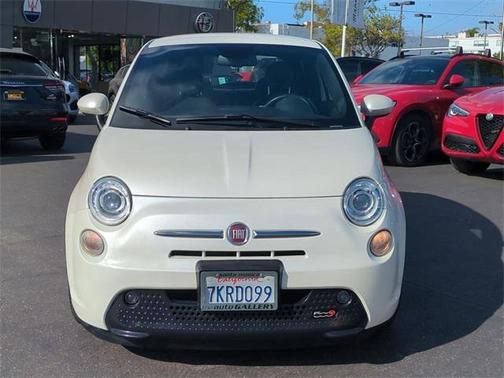 2015 FIAT 500e Battery Electric