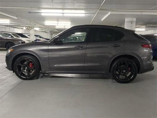 2023 Alfa Romeo Stelvio Veloce