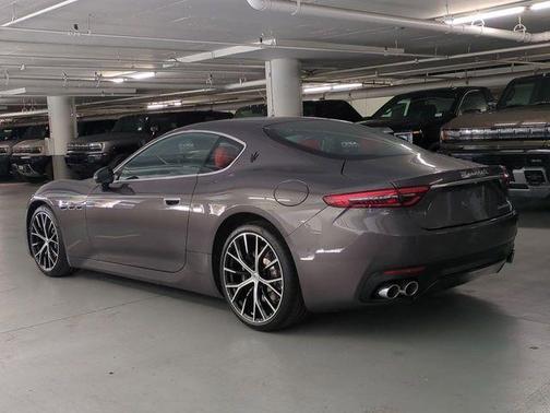 Grigio Maratea Metallic 2026 Maserati GranTurismo BASE