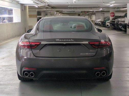 Grigio Maratea Metallic 2026 Maserati GranTurismo BASE