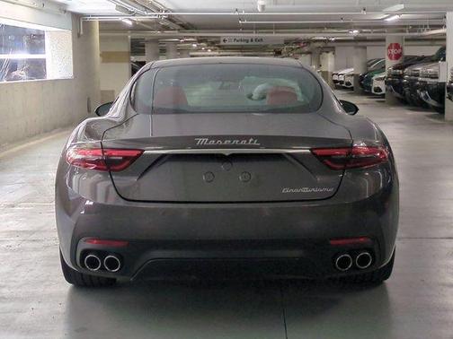 Grigio Maratea Metallic 2026 Maserati GranTurismo BASE