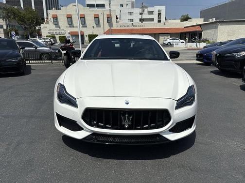 2022 Maserati Quattroporte Modena
