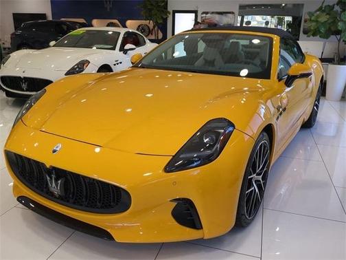 2025 Maserati GranCabrio Folgore Base