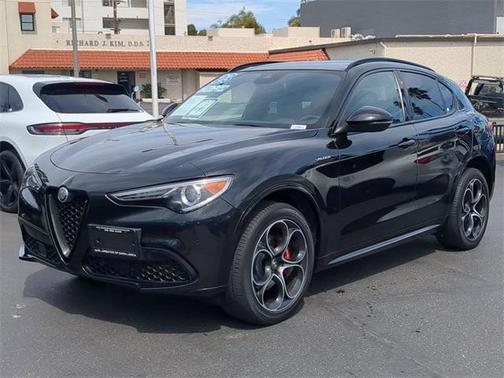 2023 Alfa Romeo Stelvio Veloce
