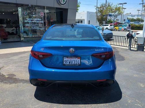 Misano Blue Metallic 2023 Alfa Romeo Giulia Veloce