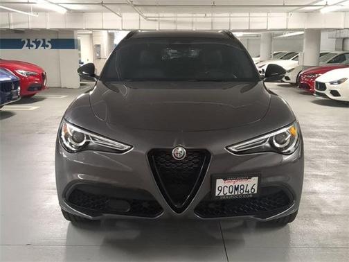2022 Alfa Romeo Stelvio Veloce