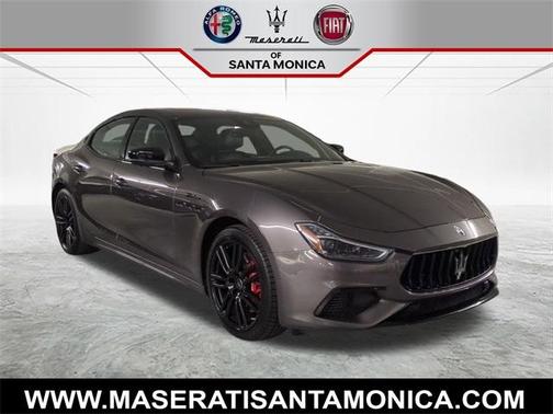 2022 Maserati Ghibli Modena