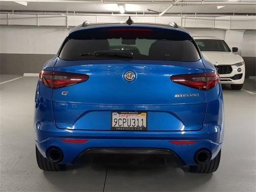 2022 Alfa Romeo Stelvio Veloce